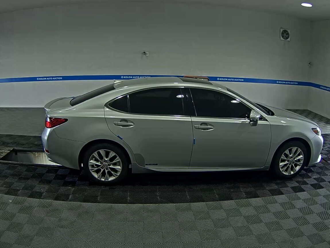 LEXUS ES (6TH GEN) 300h 2014 - zdjęcie 4