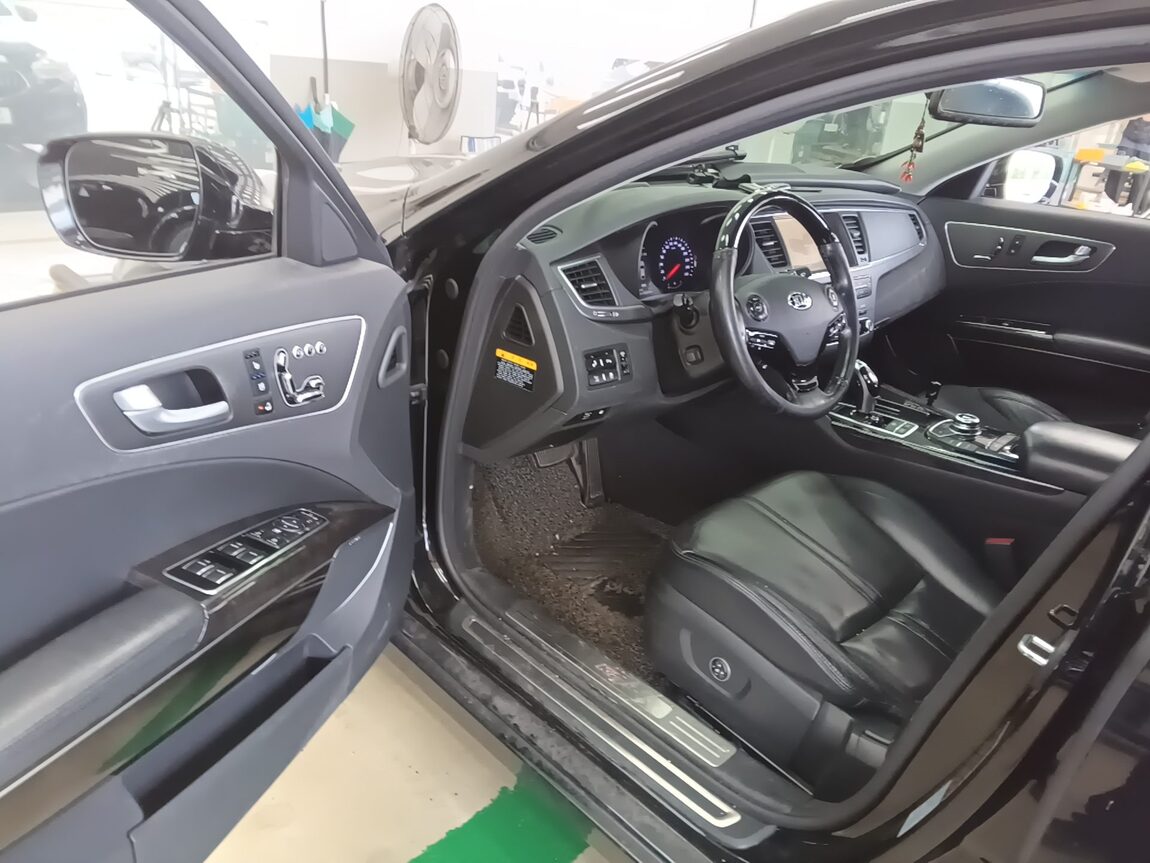 KIA K9 (KH) 3.3 GDI RVIP 2014 - zdjęcie 10