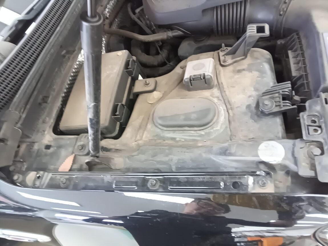 KIA K9 (KH) 3.3 GDI RVIP 2014 - zdjęcie 30