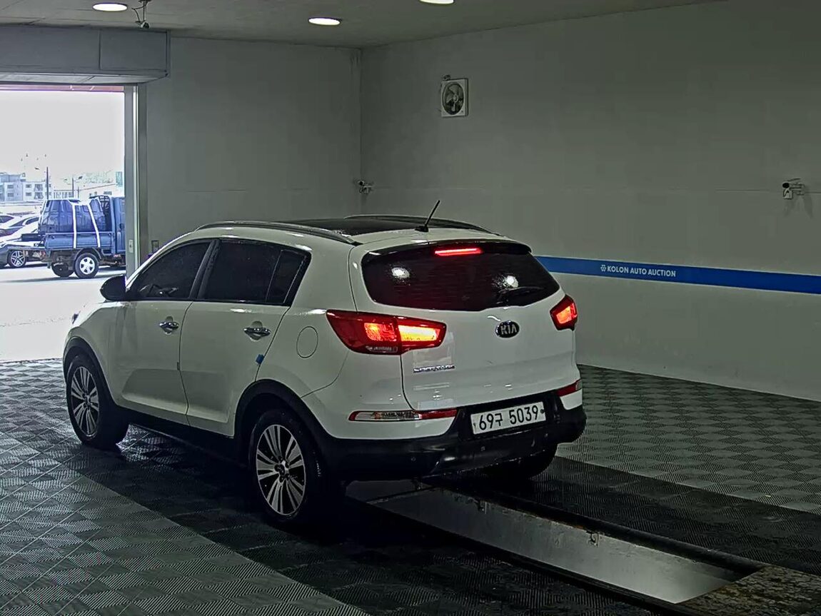 KIA THE NEW SPORTAGE R DIESEL R2.0 2WD PRESTIGE 2014 - zdjęcie 6