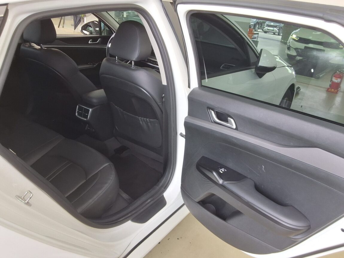 KIA NEW K5 (DL3) 2.0 GASOLINE PRESTIGE 2022 - zdjęcie 13