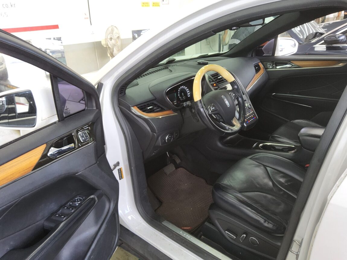 LINCOLN MKC 2.0L ECOBOOST RESERVE 2015 - zdjęcie 10