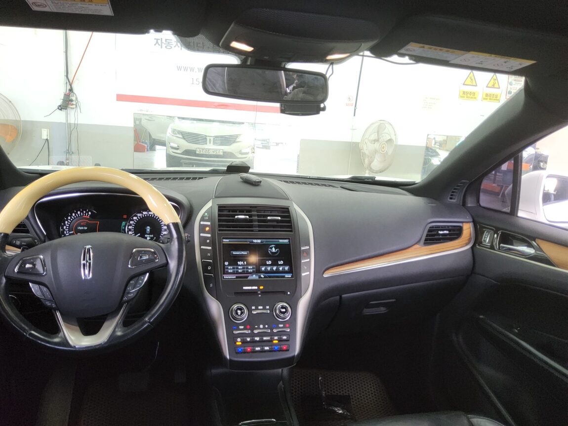 LINCOLN MKC 2.0L ECOBOOST RESERVE 2015 - zdjęcie 11