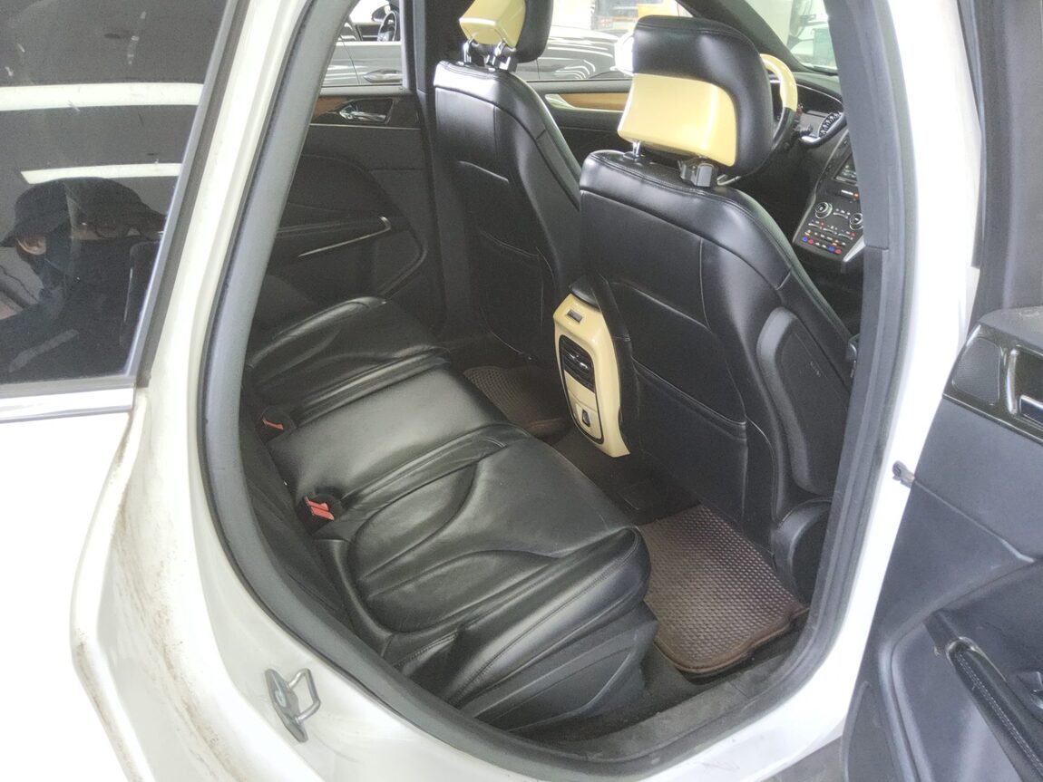 LINCOLN MKC 2.0L ECOBOOST RESERVE 2015 - zdjęcie 13