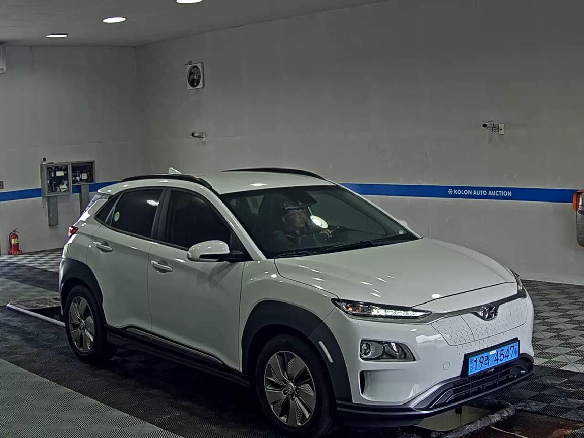 HYUNDAI KONA ELECTRIC EV MODERN 2020 - zdjęcie 3