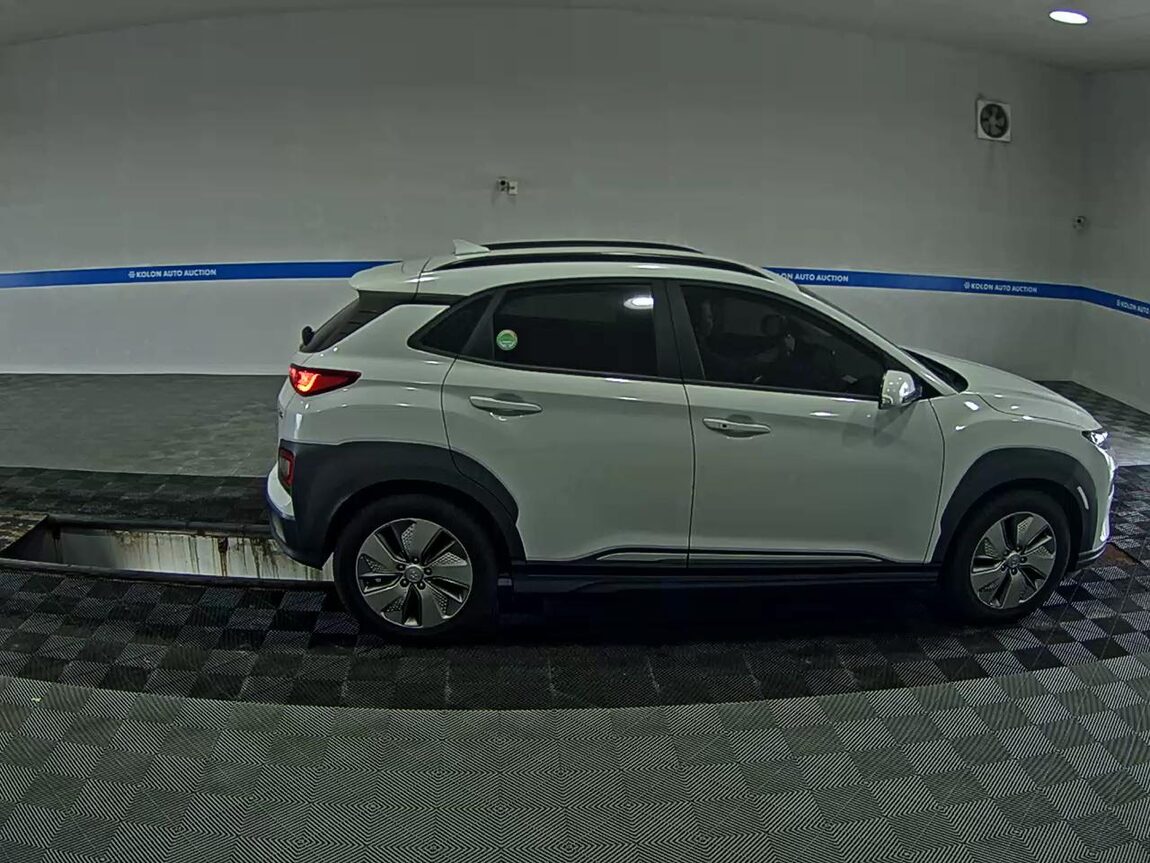 HYUNDAI KONA ELECTRIC EV MODERN 2020 - zdjęcie 4