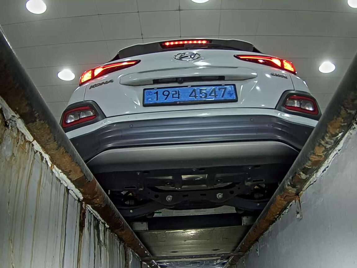 HYUNDAI KONA ELECTRIC EV MODERN 2020 - zdjęcie 8