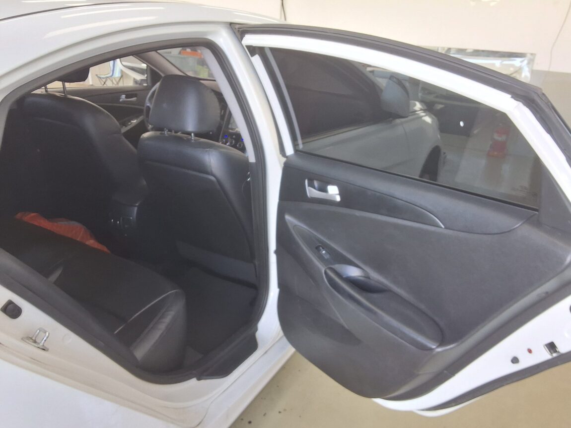 HYUNDAI SONATA THE BRILLIANT LPi RENTAL CAR SMART 2014 - zdjęcie 13