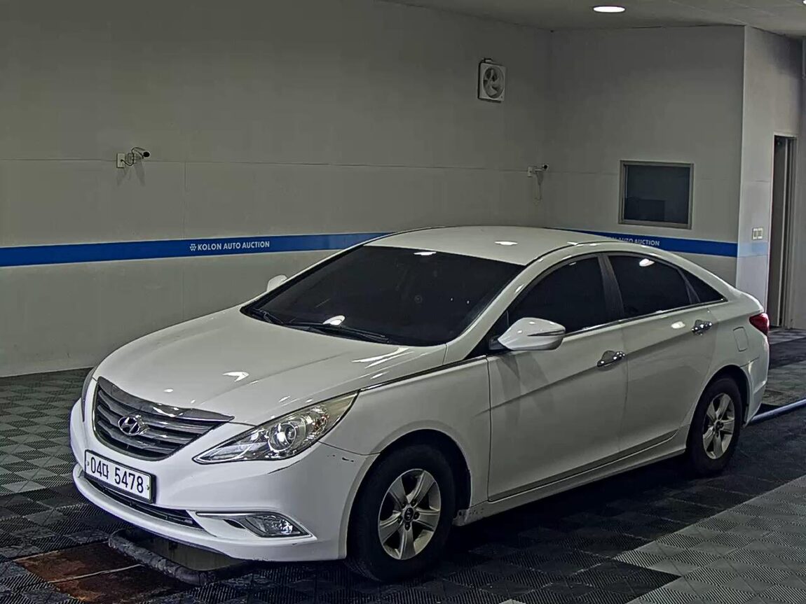 HYUNDAI SONATA THE BRILLIANT LPi RENTAL CAR SMART 2014 - zdjęcie 2