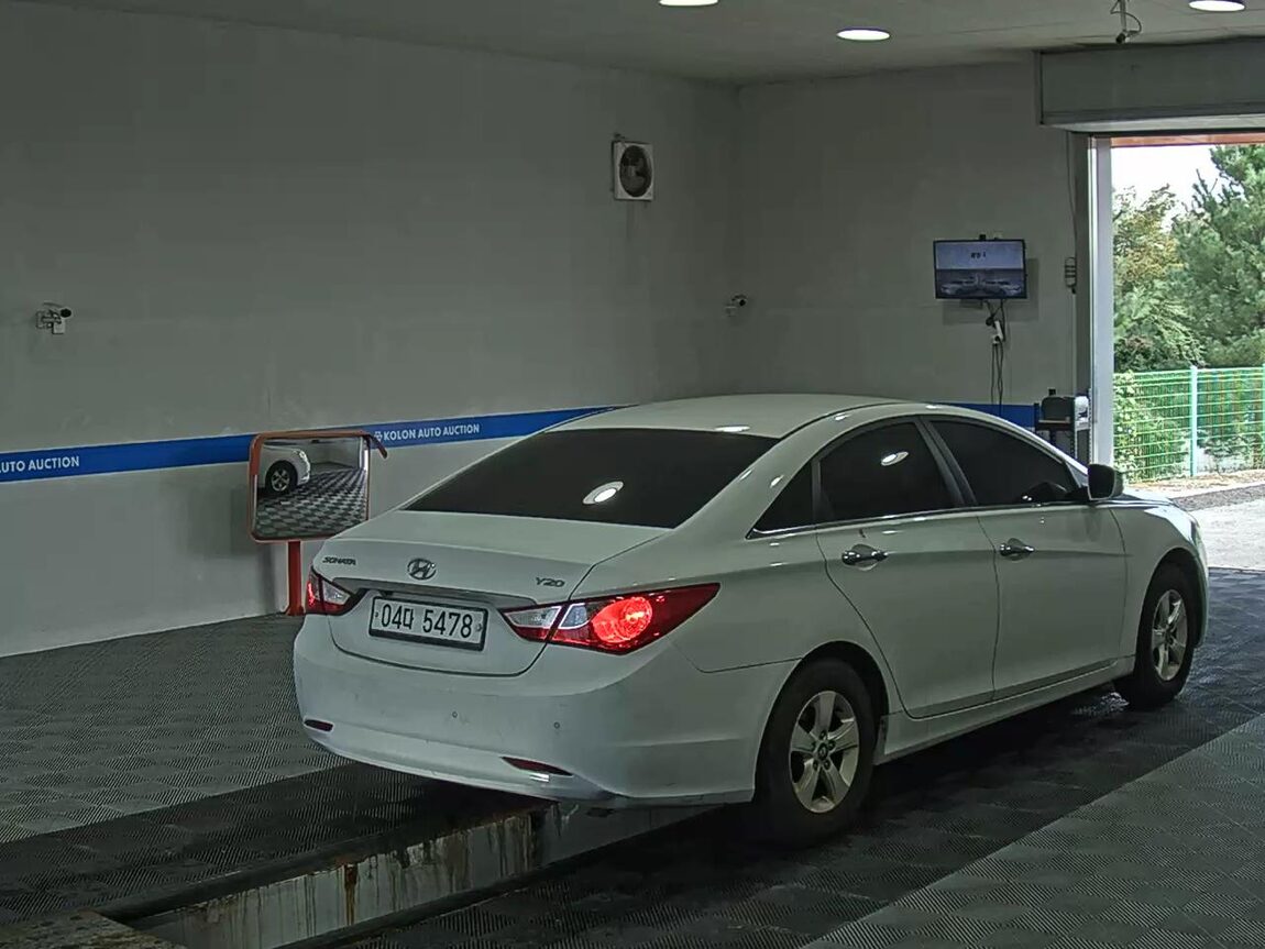 HYUNDAI SONATA THE BRILLIANT LPi RENTAL CAR SMART 2014 - zdjęcie 5