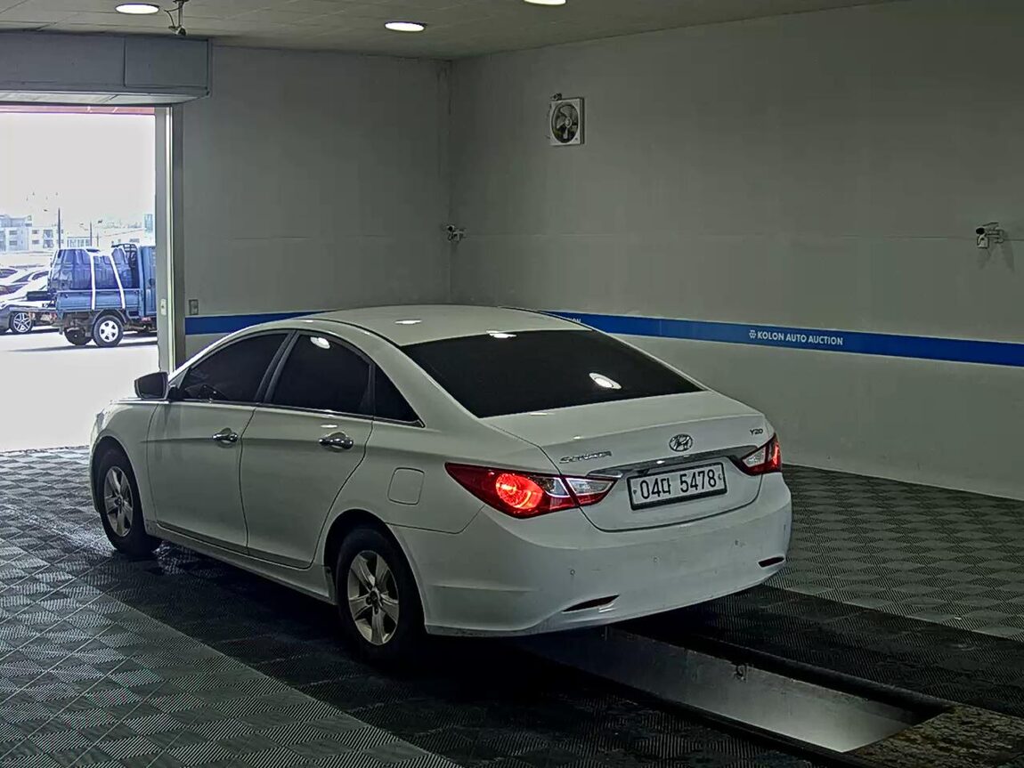 HYUNDAI SONATA THE BRILLIANT LPi RENTAL CAR SMART 2014 - zdjęcie 6