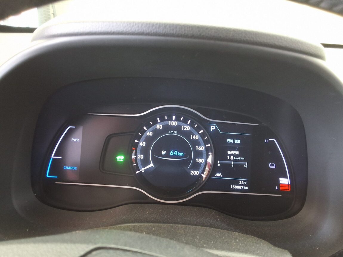 HYUNDAI KONA ELECTRIC EV MODERN 2020 - zdjęcie 10
