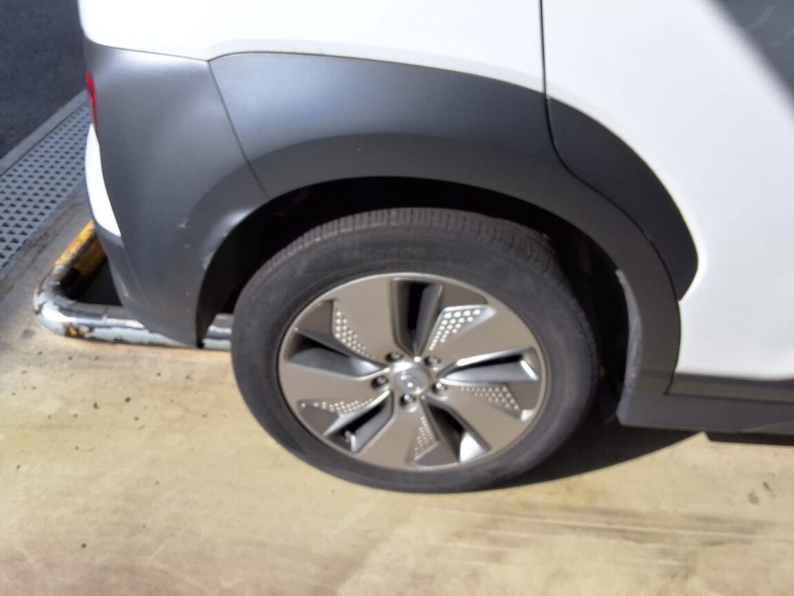 HYUNDAI KONA ELECTRIC EV MODERN 2020 - zdjęcie 22