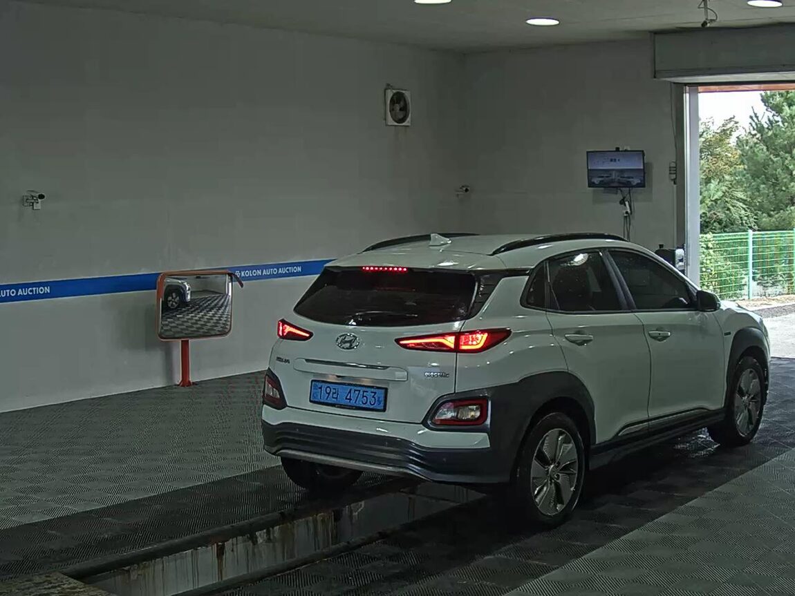 HYUNDAI KONA ELECTRIC EV MODERN 2020 - zdjęcie 5