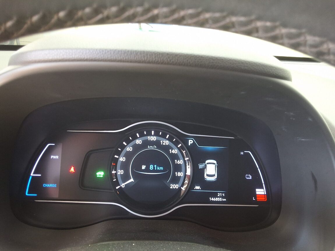 HYUNDAI KONA ELECTRIC EV MODERN 2020 - zdjęcie 10