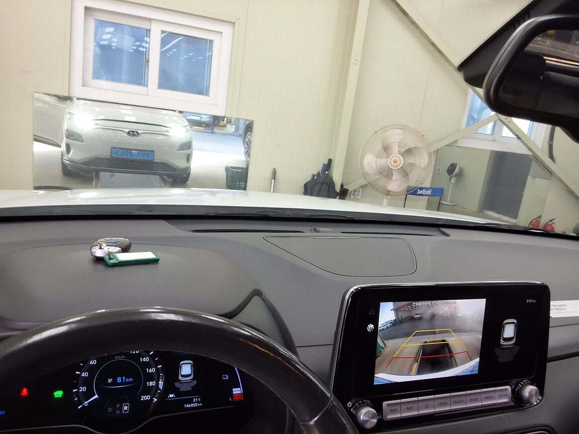 HYUNDAI KONA ELECTRIC EV MODERN 2020 - zdjęcie 25