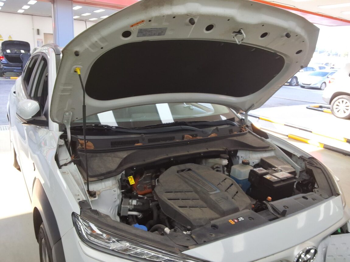 HYUNDAI KONA ELECTRIC EV MODERN 2020 - zdjęcie 18