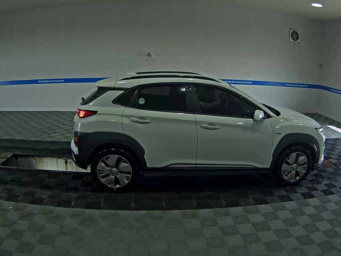HYUNDAI KONA ELECTRIC EV MODERN 2020 - zdjęcie 4