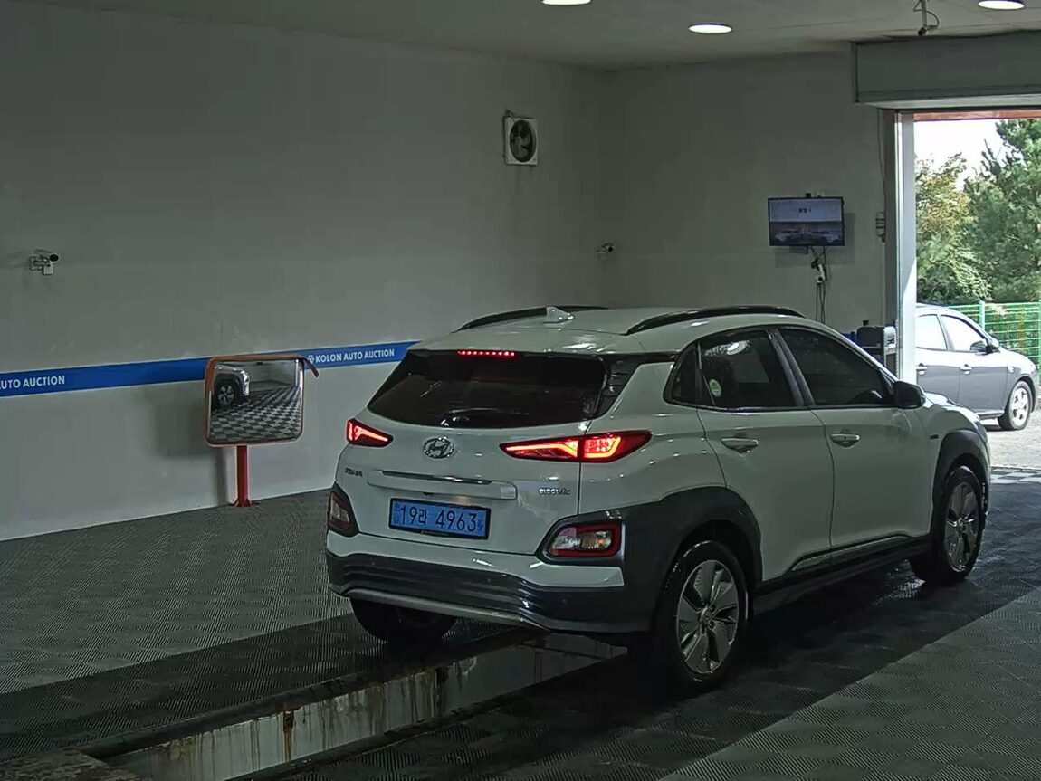 HYUNDAI KONA ELECTRIC EV MODERN 2020 - zdjęcie 5