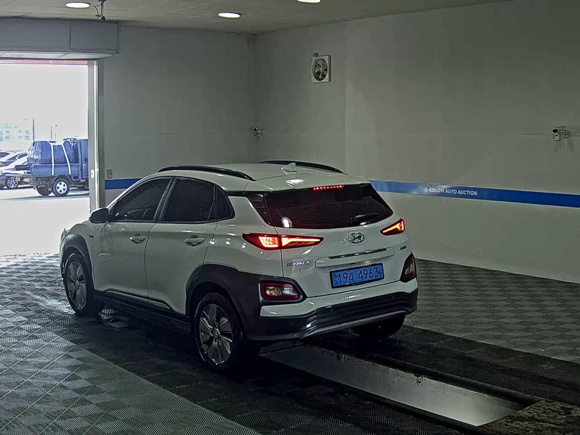HYUNDAI KONA ELECTRIC EV MODERN 2020 - zdjęcie 6