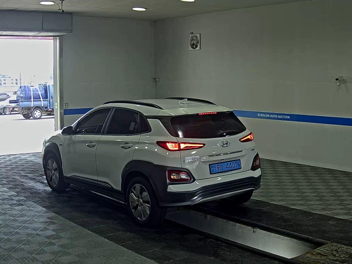 HYUNDAI KONA ELECTRIC EV MODERN 2020 - zdjęcie 6