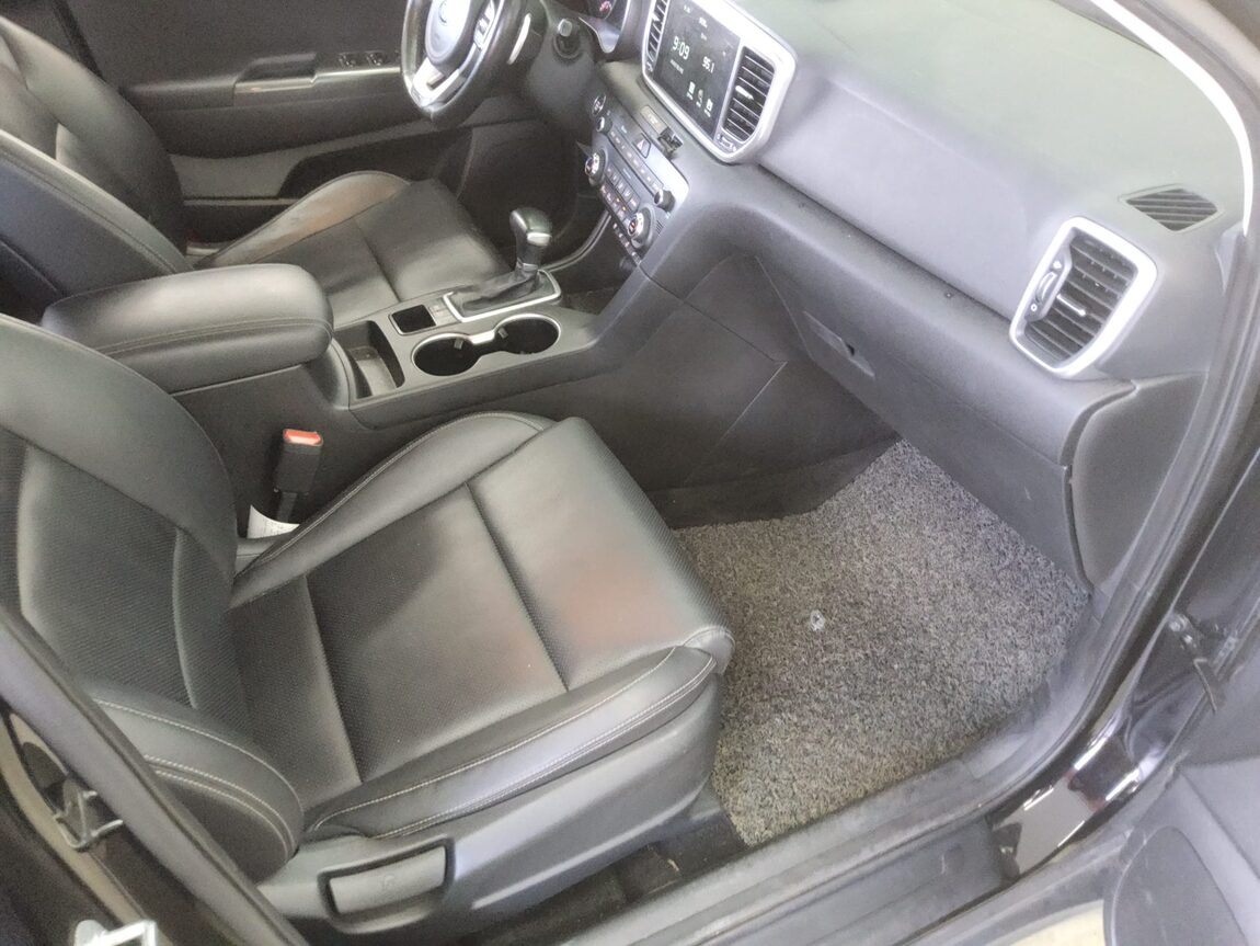 KIA SPORTAGE THE BOLD R2.0 DIESEL 2WD PRESTIGE 2019 - zdjęcie 14