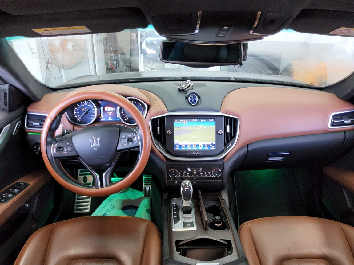 MASERATI GHIBLI (3RD GEN) 3.0 DIESEL 2016 - zdjęcie 11