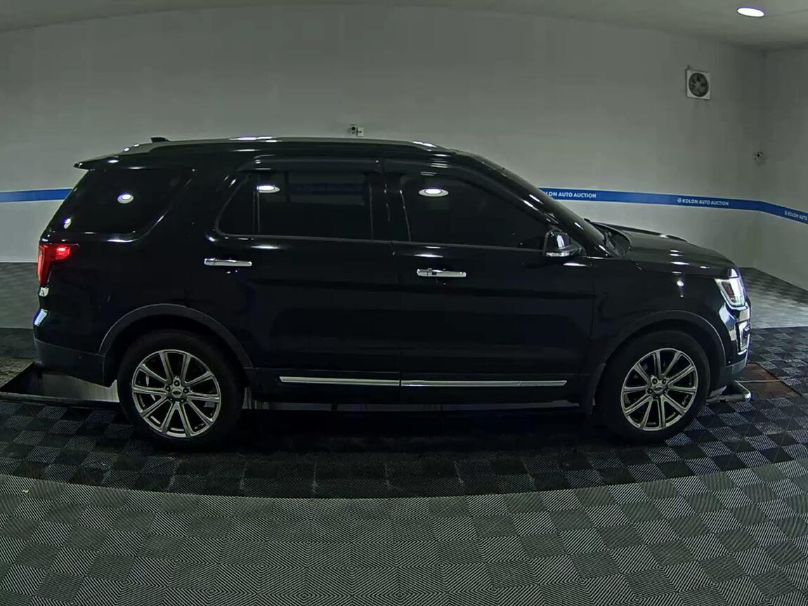 FORD EXPLORER (5TH GEN) 2.3 AWD LIMITED 2017 - zdjęcie 4