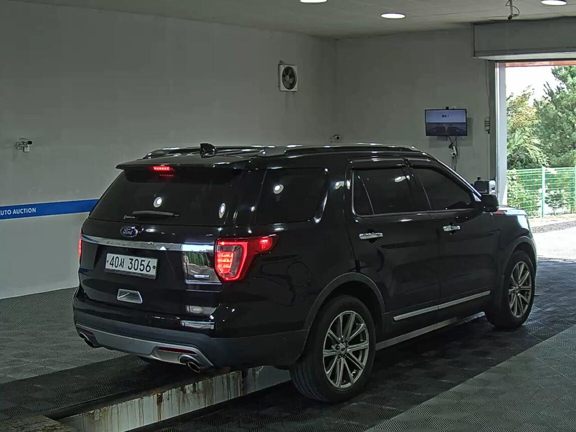 FORD EXPLORER (5TH GEN) 2.3 AWD LIMITED 2017 - zdjęcie 5