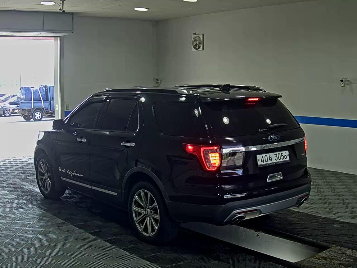 FORD EXPLORER (5TH GEN) 2.3 AWD LIMITED 2017 - zdjęcie 6