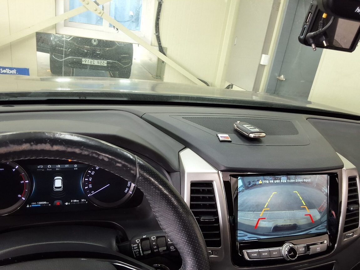 KG MOBILITY (SSANGYONG) G4 REXTON 2.2 4WD EURASIA EDITION 2018 - zdjęcie 25