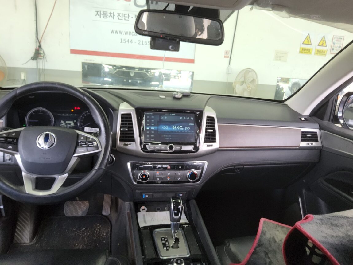 KG MOBILITY (SSANGYONG) G4 REXTON 2.2 4WD EURASIA EDITION 2018 - zdjęcie 11