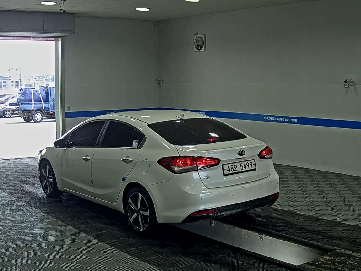 KIA THE NEW K3 1.6 GDI PRESTIGE 2017 - zdjęcie 6