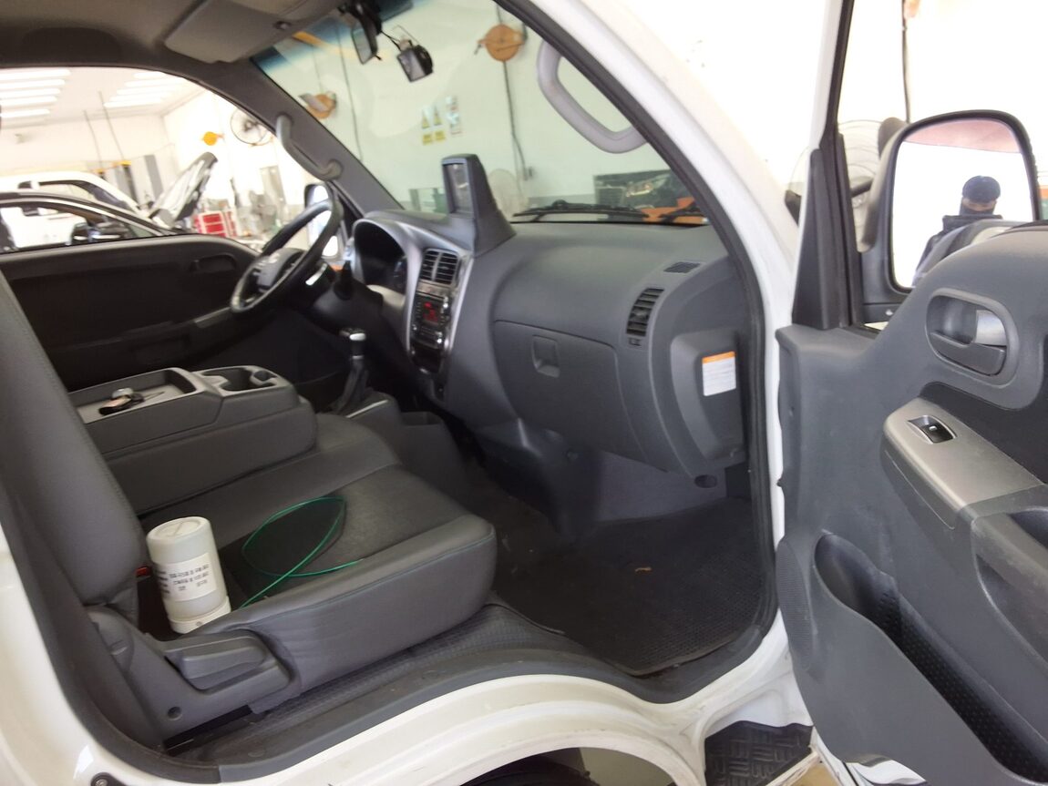 KIA BONGO III EV CARGO GL 2021 - zdjęcie 13