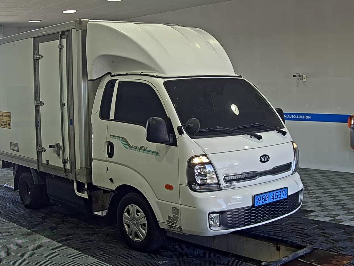 KIA BONGO III EV CARGO GL 2021 - zdjęcie 3