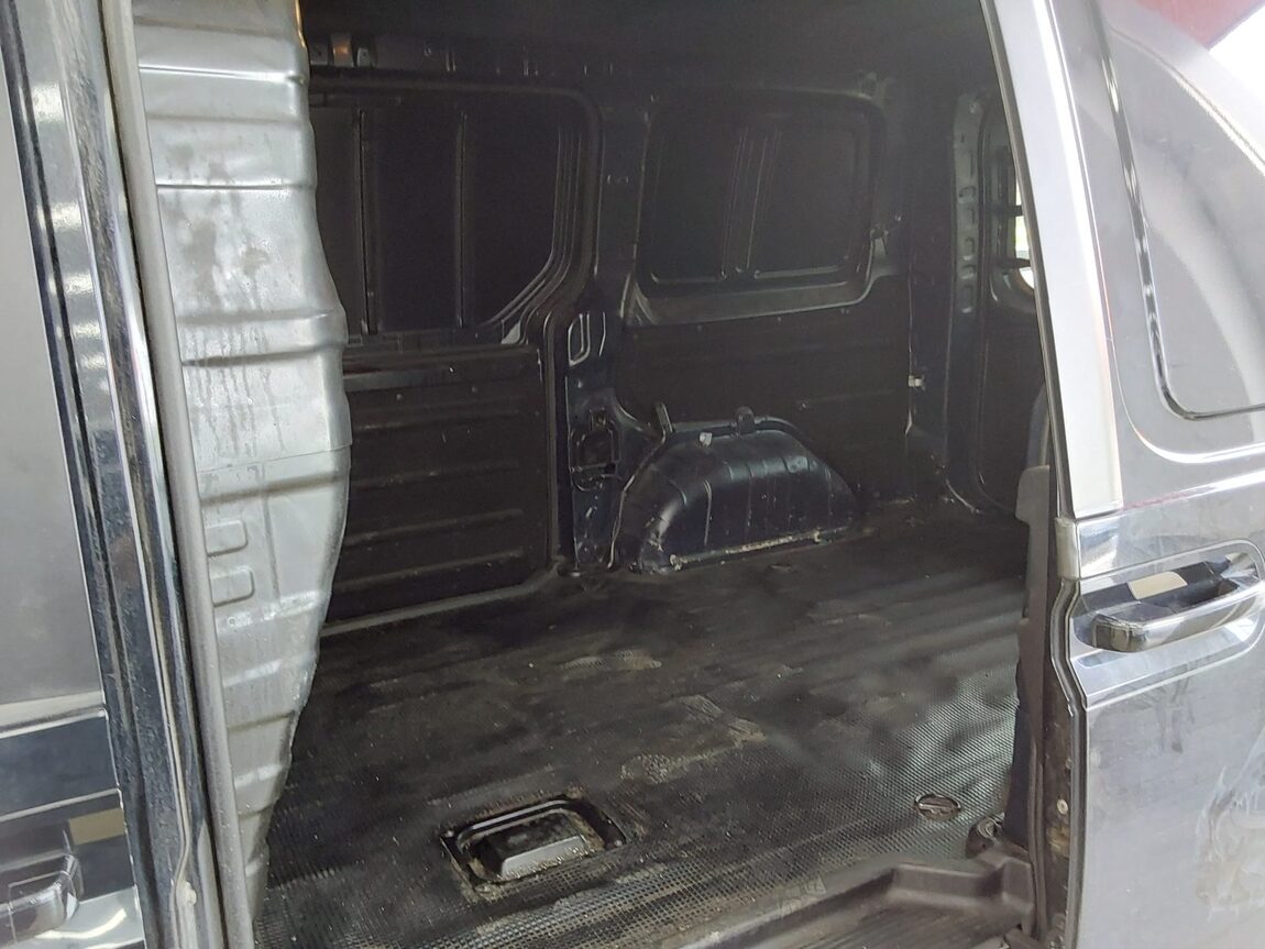 HYUNDAI STARIA 2.2 DIESEL CARGO 3-SEATER SMART 2022 - zdjęcie 12