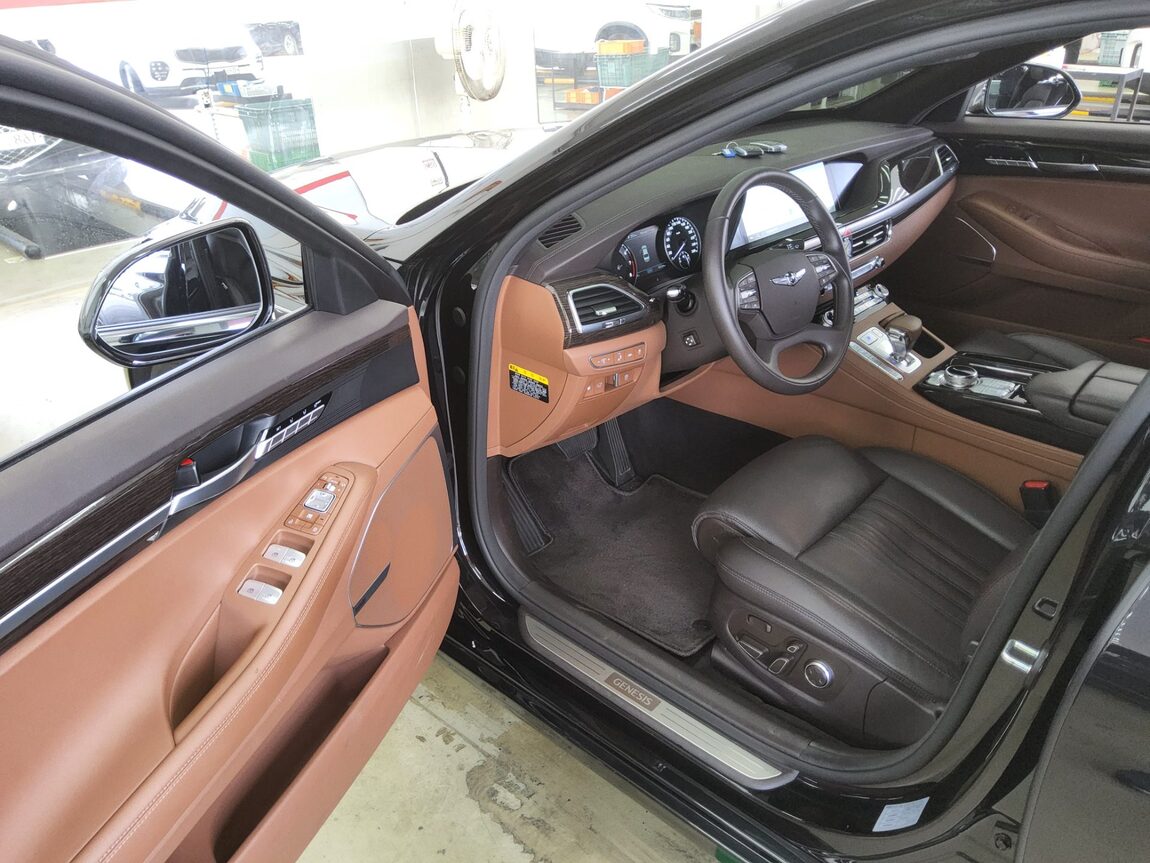 GENESIS G90 3.8 AWD LUXURY 2021 - zdjęcie 10