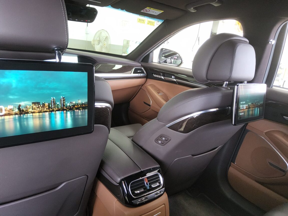GENESIS G90 3.8 AWD LUXURY 2021 - zdjęcie 19
