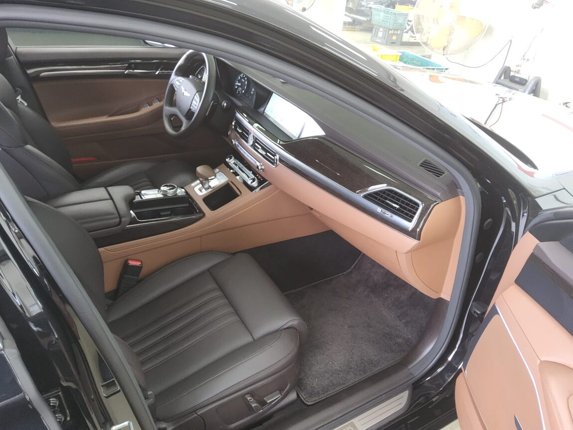 GENESIS G90 3.8 AWD LUXURY 2021 - zdjęcie 14