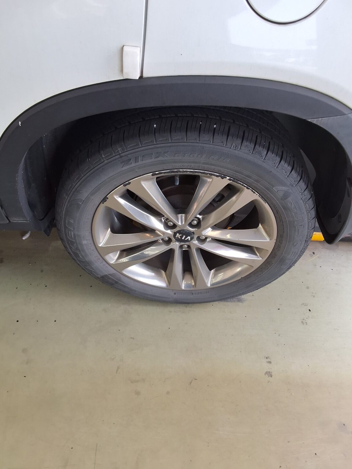 KIA NEW SORENTO R R2.0 2WD PRESTIGE 2014 - zdjęcie 21