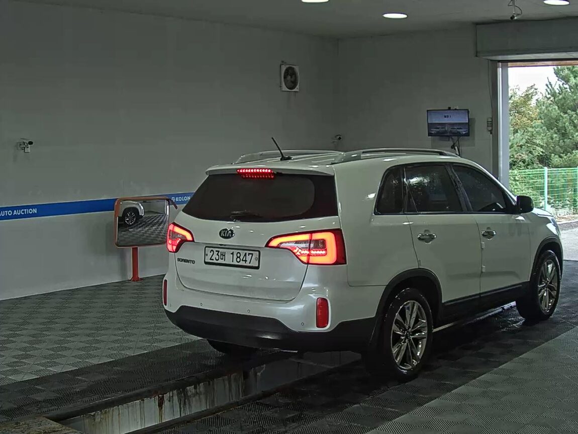 KIA NEW SORENTO R R2.0 2WD PRESTIGE 2014 - zdjęcie 5
