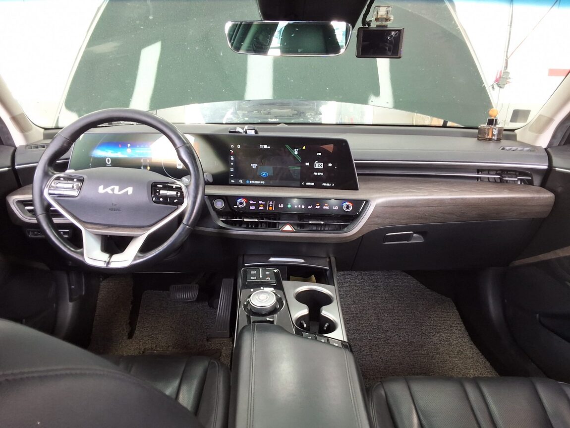 KIA K8 3.5 LPi GENERAL PRESTIGE 2022 - zdjęcie 11