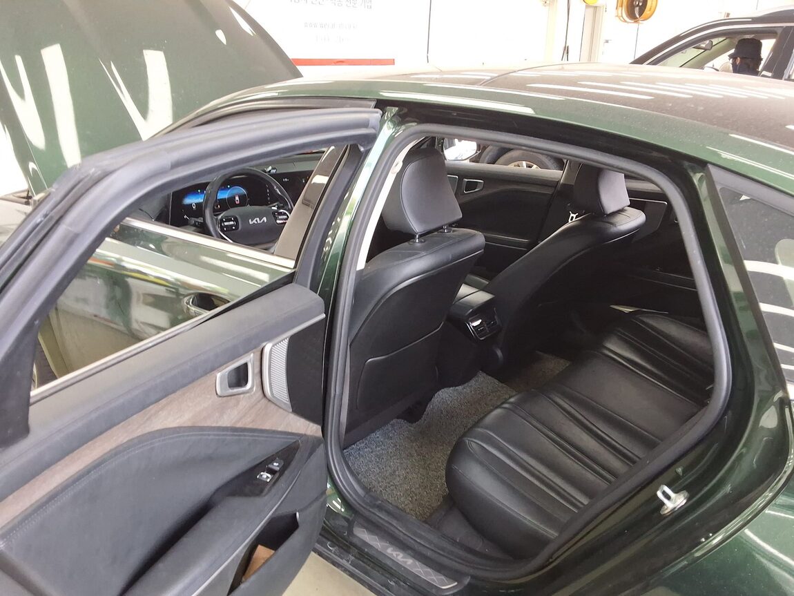 KIA K8 3.5 LPi GENERAL PRESTIGE 2022 - zdjęcie 12