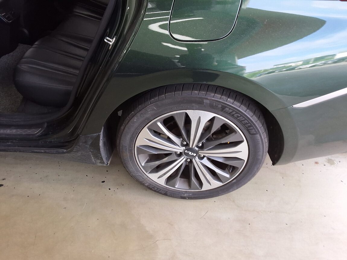 KIA K8 3.5 LPi GENERAL PRESTIGE 2022 - zdjęcie 23