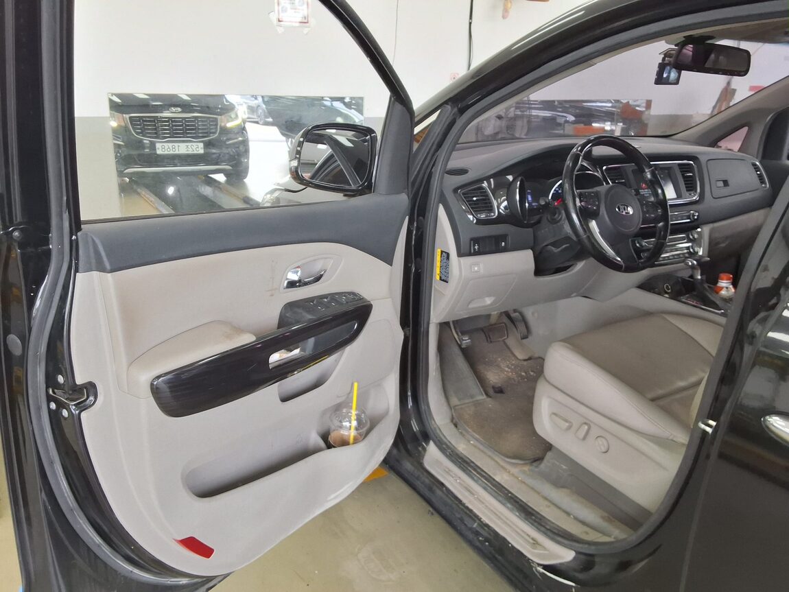 KIA THE NEW CARNIVAL 9-SEATER DIESEL PRESTIGE 2019 - zdjęcie 10