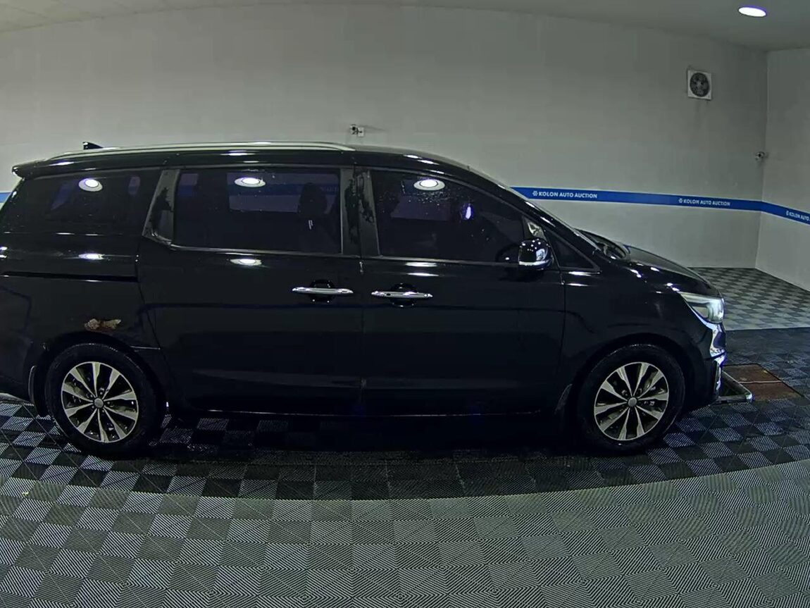 KIA ALL NEW CARNIVAL 9-SEATER DIESEL LUXURY 2017 - zdjęcie 4