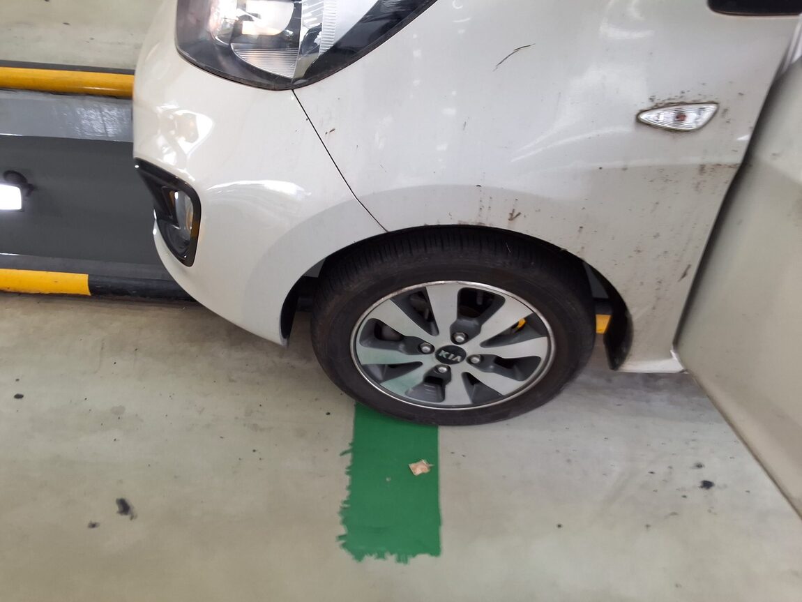 KIA ALL NEW MORNING GASOLINE DELUXE 2013 - zdjęcie 21