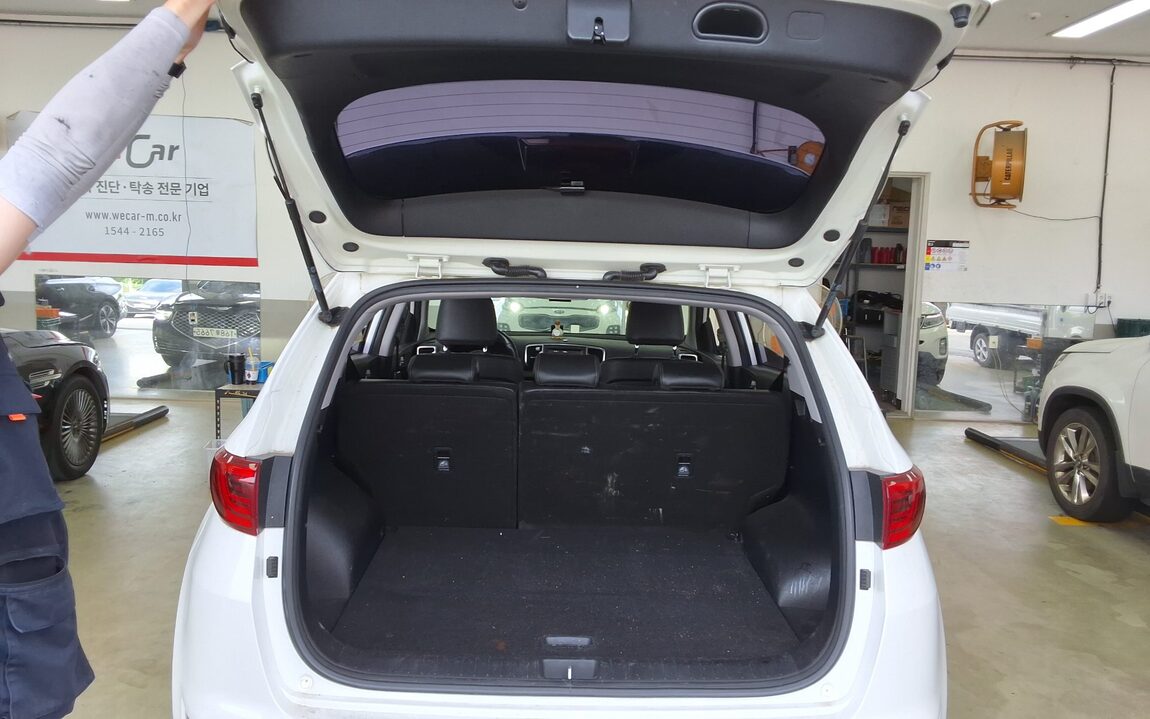 KIA NEW SPORTAGE R2.0 2WD PRESTIGE 2016 - zdjęcie 15