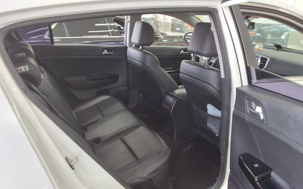 KIA NEW SPORTAGE R2.0 2WD PRESTIGE 2016 - zdjęcie 13