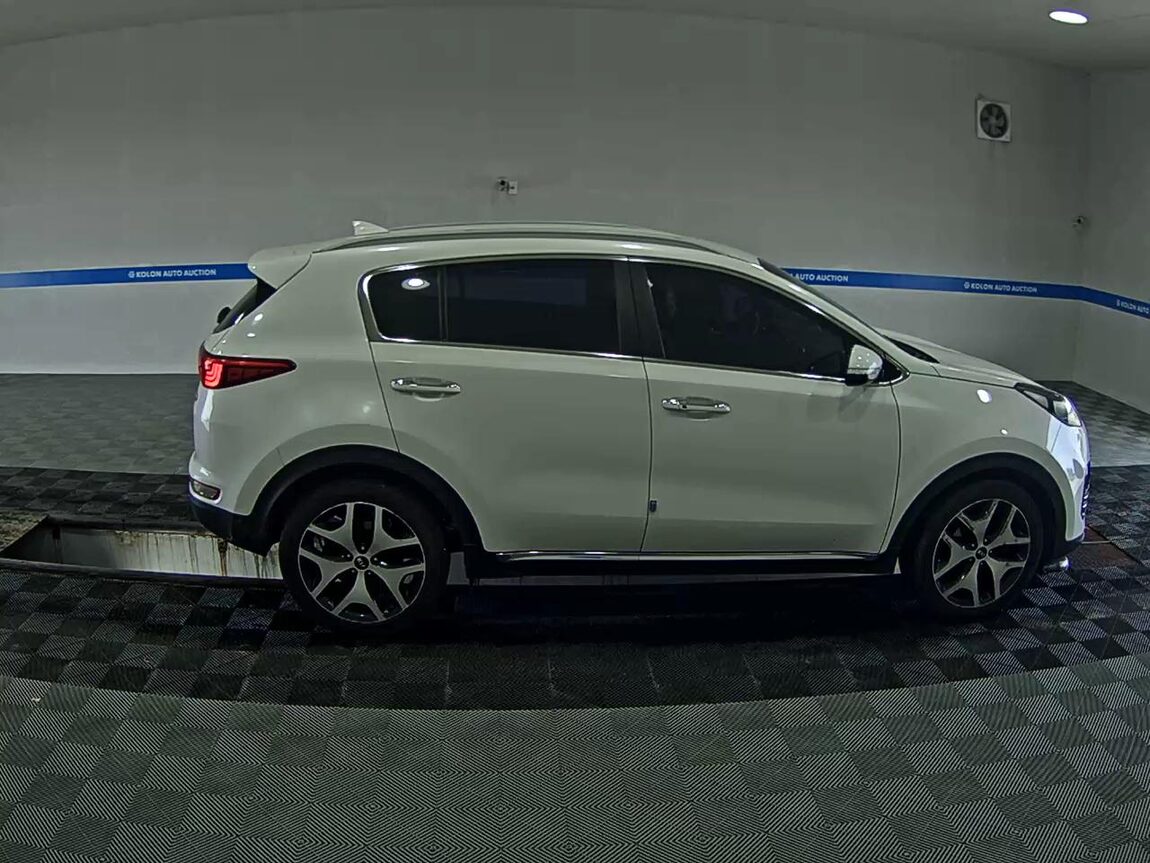 KIA NEW SPORTAGE R2.0 2WD PRESTIGE 2016 - zdjęcie 4